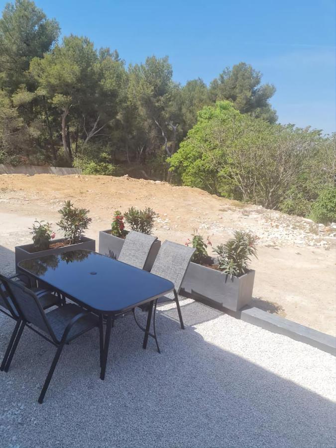 Bas De Villa Au Calme Marseille Exteriör bild